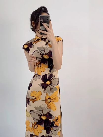 Ci Ping Floral Cheongsam