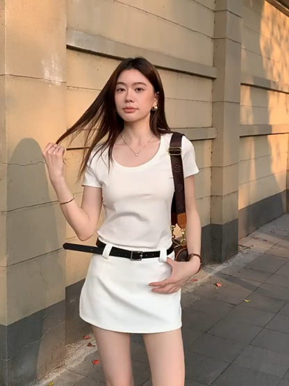 Desi Round Neck Basic Tee