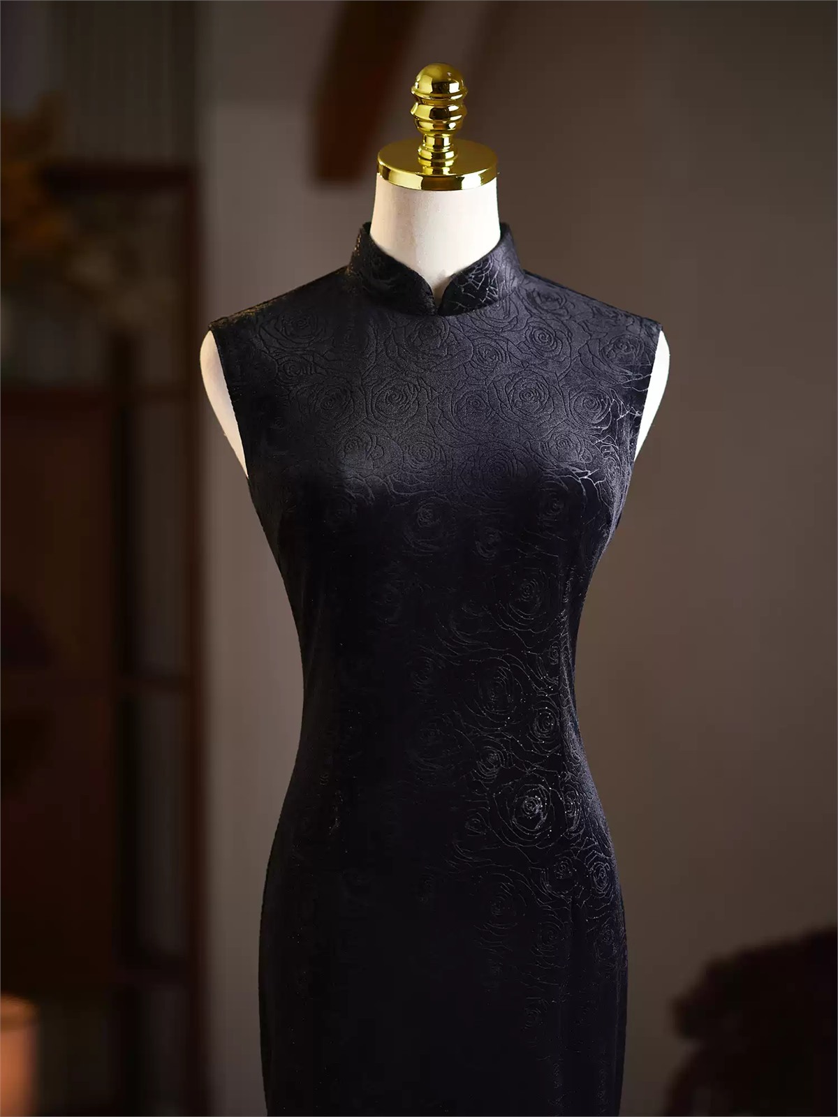 Yun An Floral Jacquard Sleeveless Cheongsam
