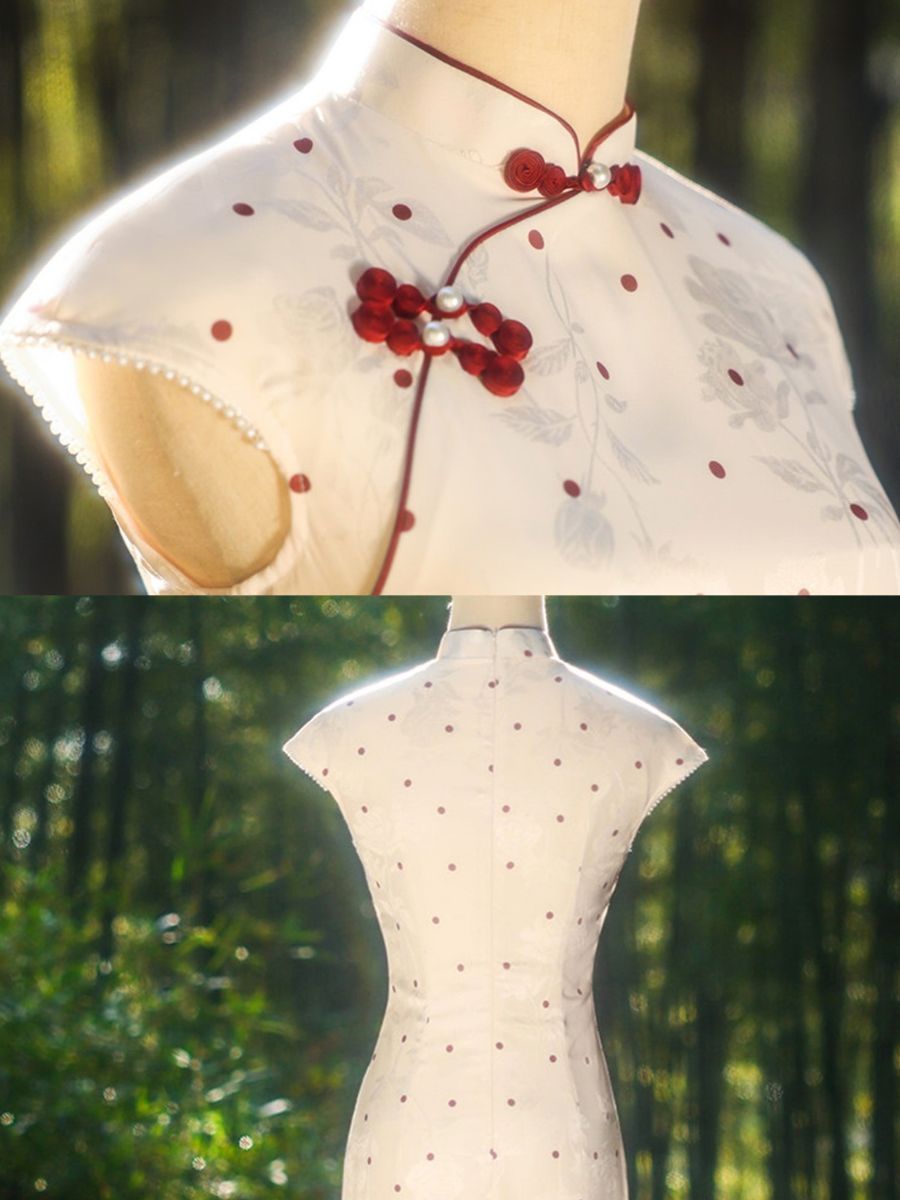 Yun Bian Polka Dot Cap Sleeve Cheongsam