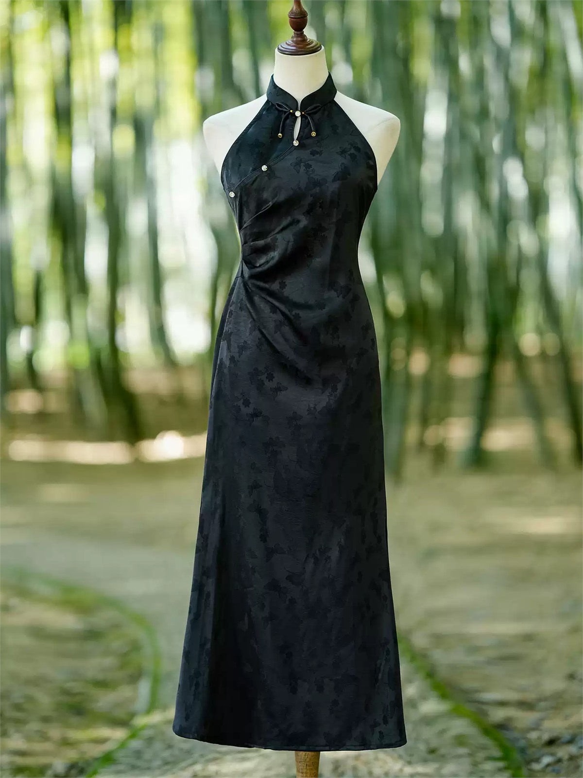 Ya Ce Jacquard Halter Cheongsam