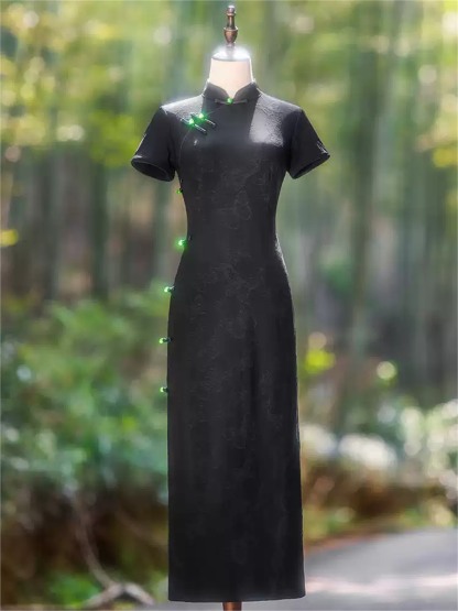 Ya Biao Floral Jacquard Cheongsam