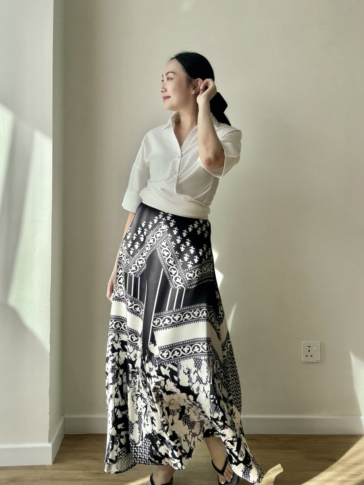 Videl Graphic Printing Skirt