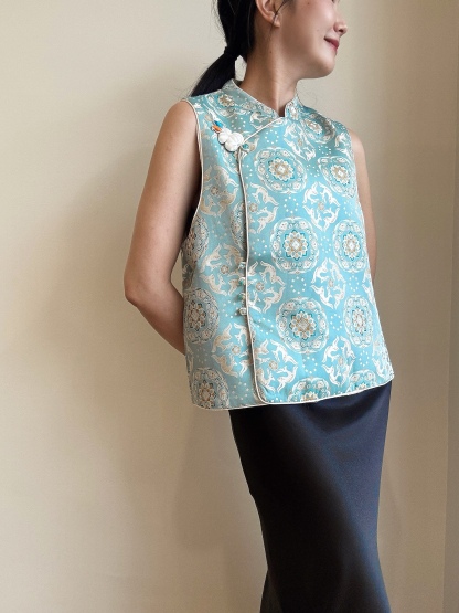 Shuang Fang Oriental Vest