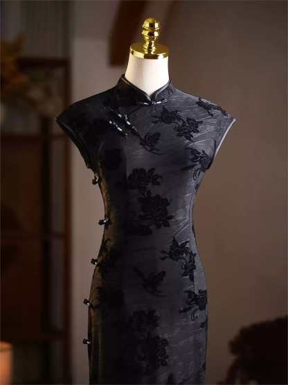Yun Can Floral Flocked Cap Sleeve Cheongsam