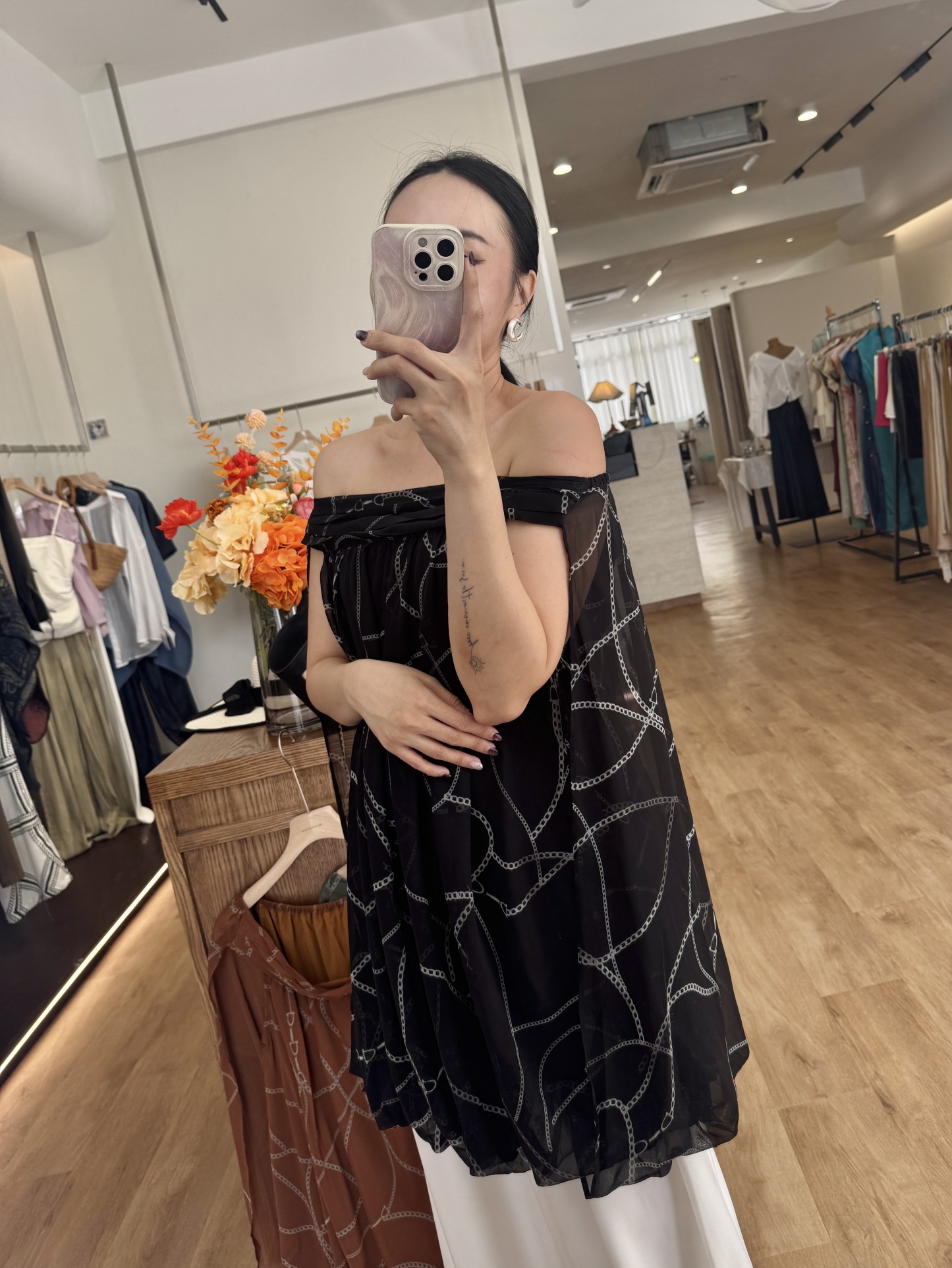 Wanessa Off Shoulder Flowy Top