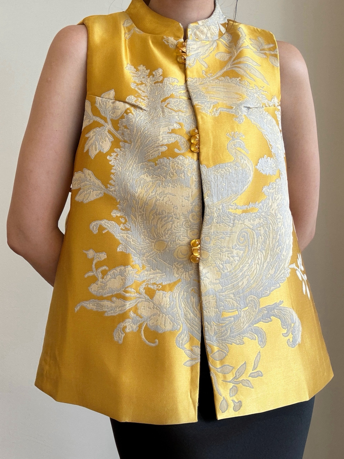 Shuang Xi Oriental Vest