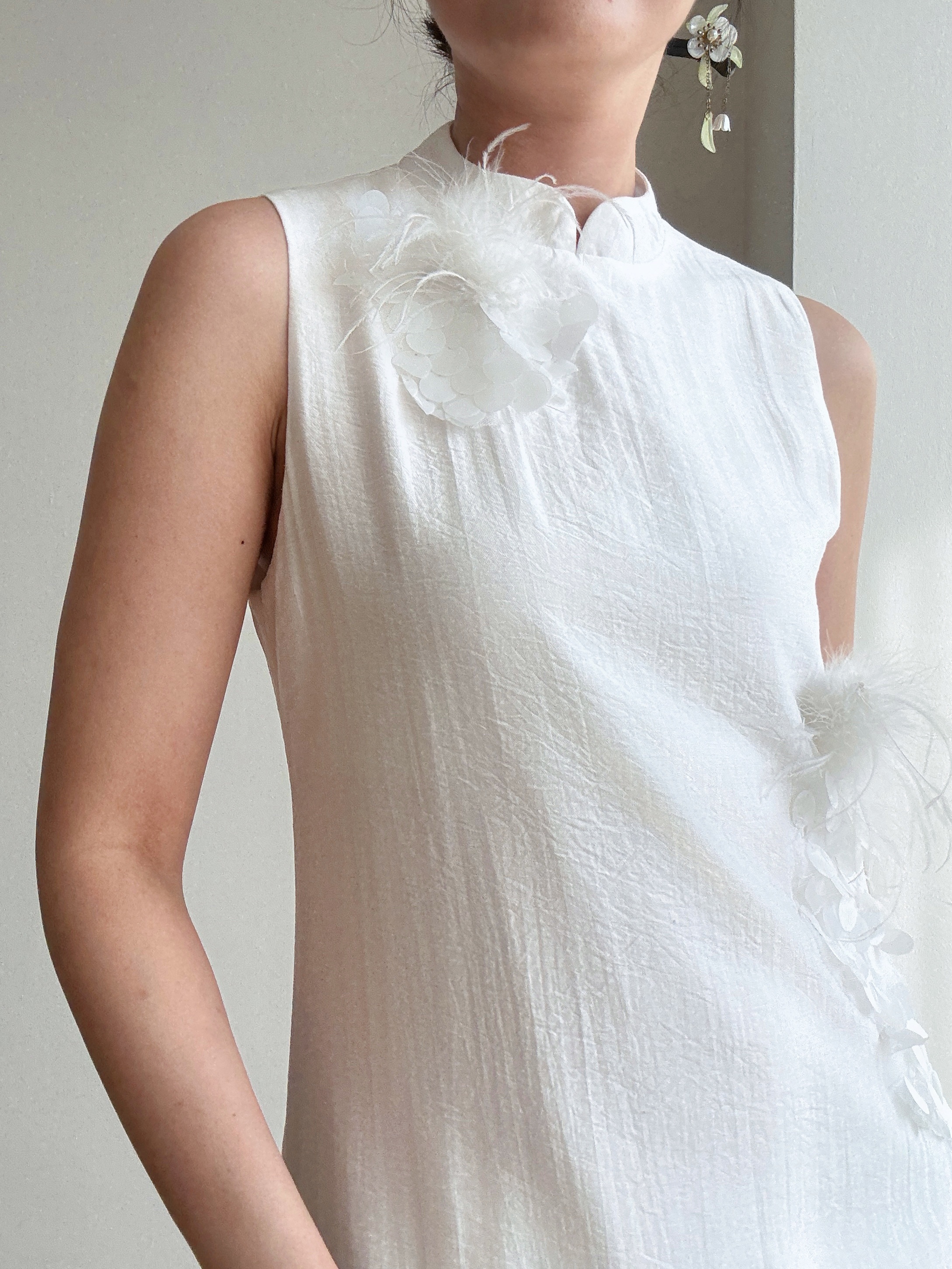 Li Bai Straight Cut Sleeveless Cheongsam