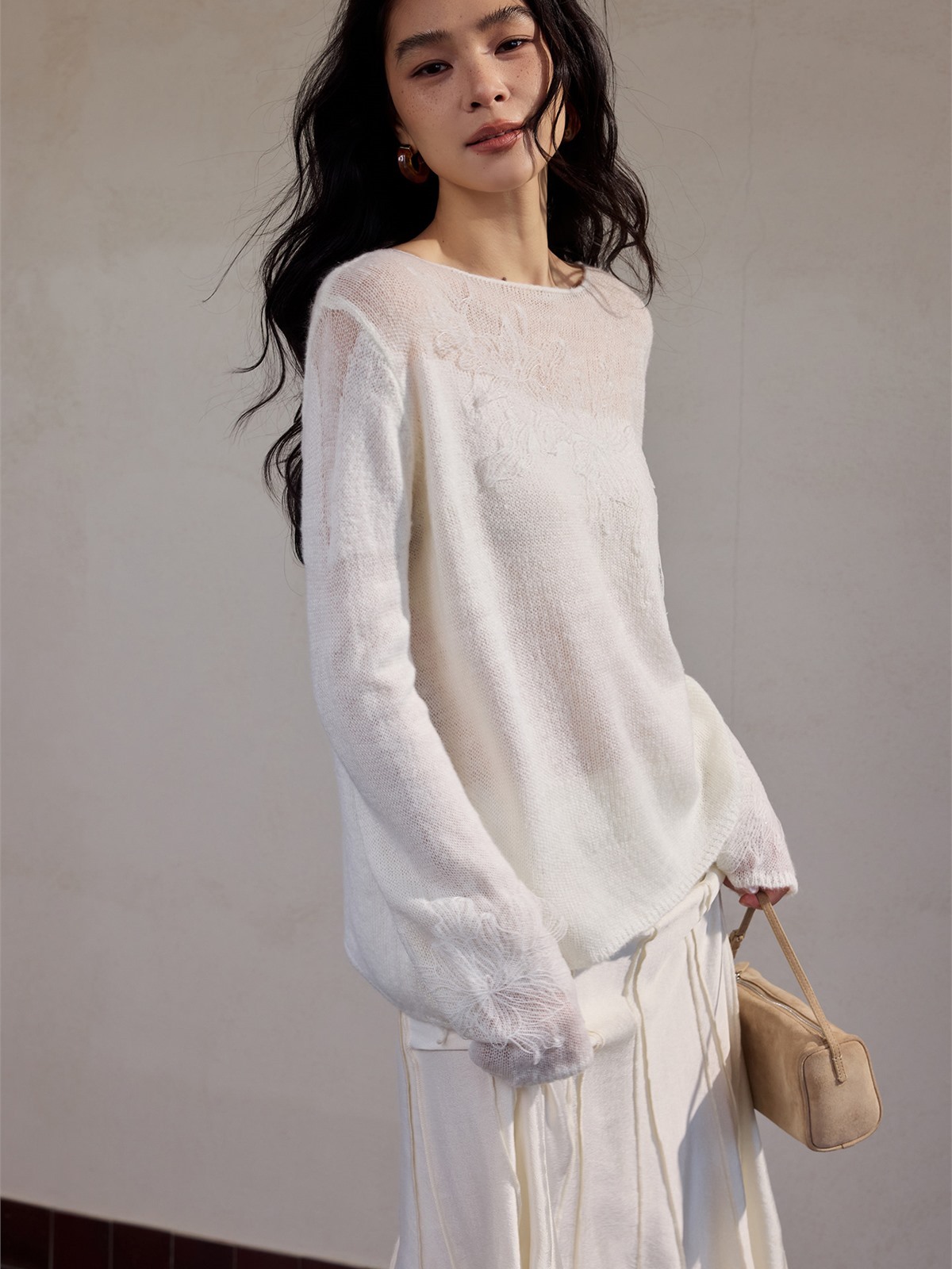 Hera Graceful Floral Sheer-Knit Long-Sleeve Top