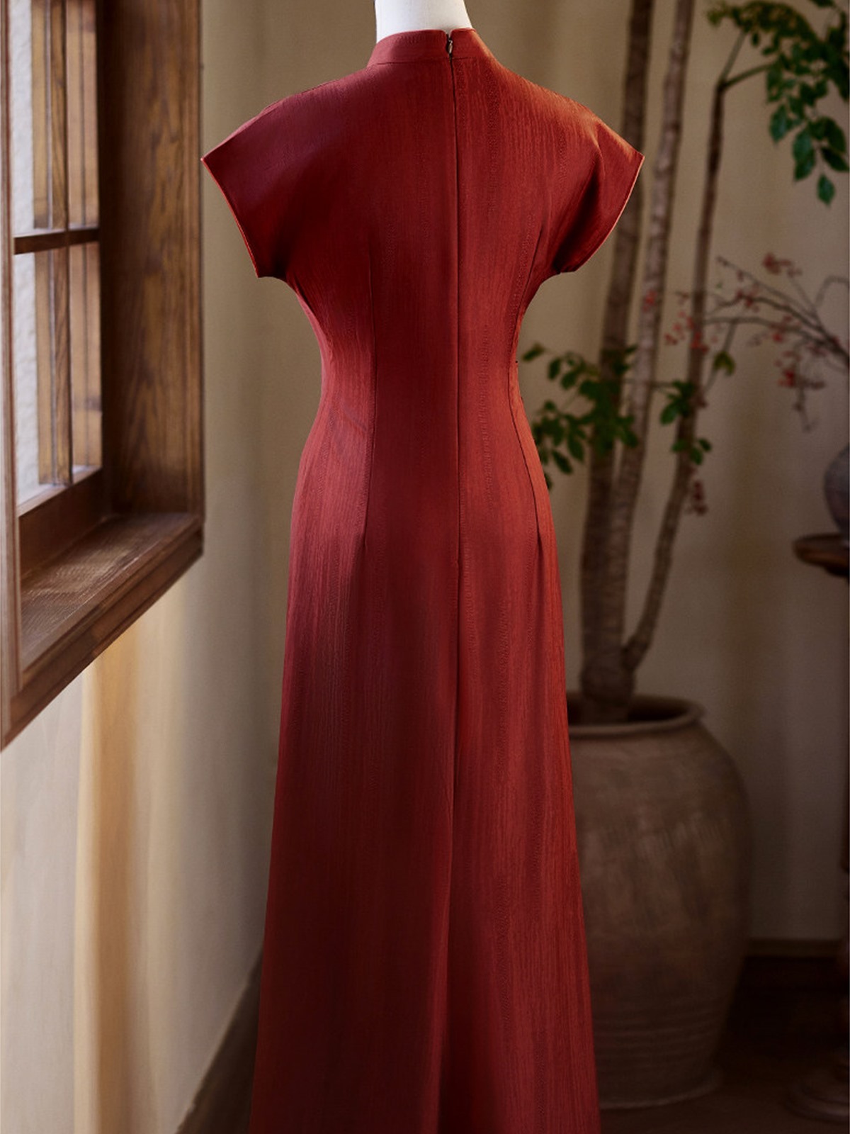 Yun Ao Draped Cap Sleeve Cheongsam