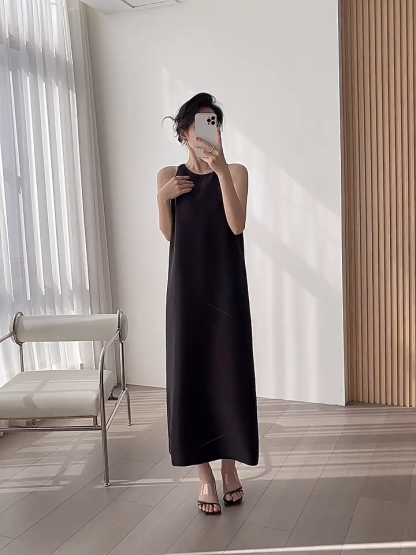 Mya Crew Neck Shift Dress