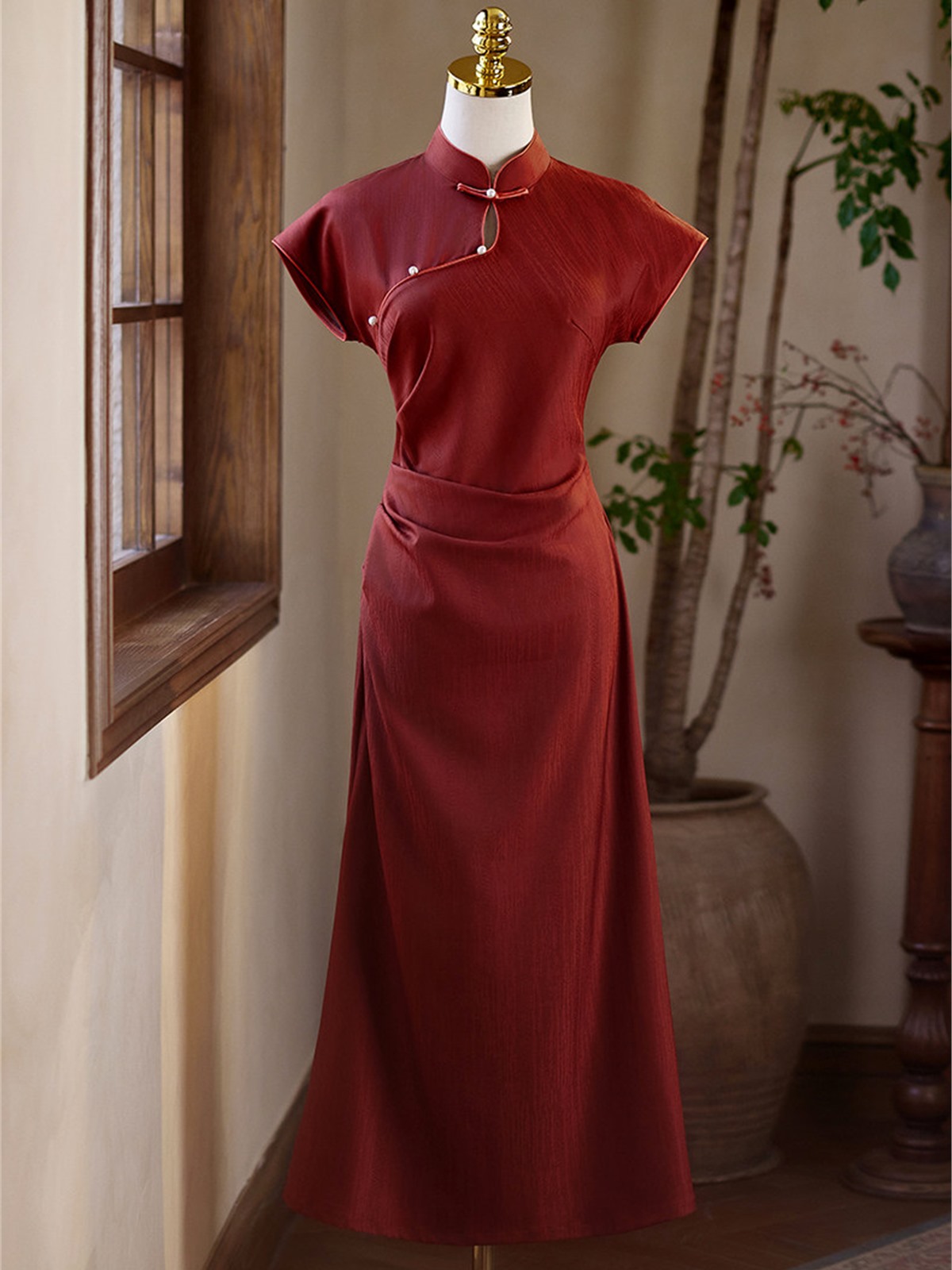 Yun Ao Draped Cap Sleeve Cheongsam