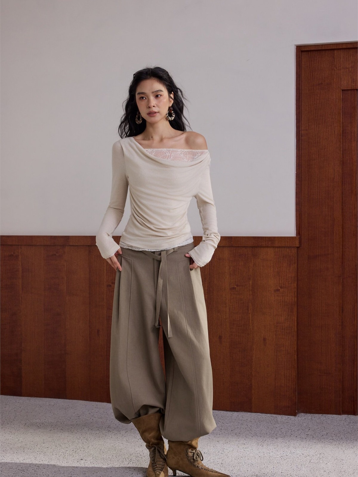 Hary Lace Trim One Shoulder Long-Sleeve Top