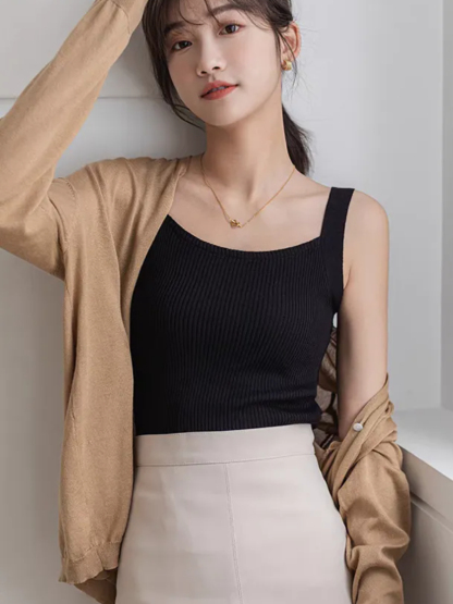 Dosya Bold Cami Top-The Black Bow-