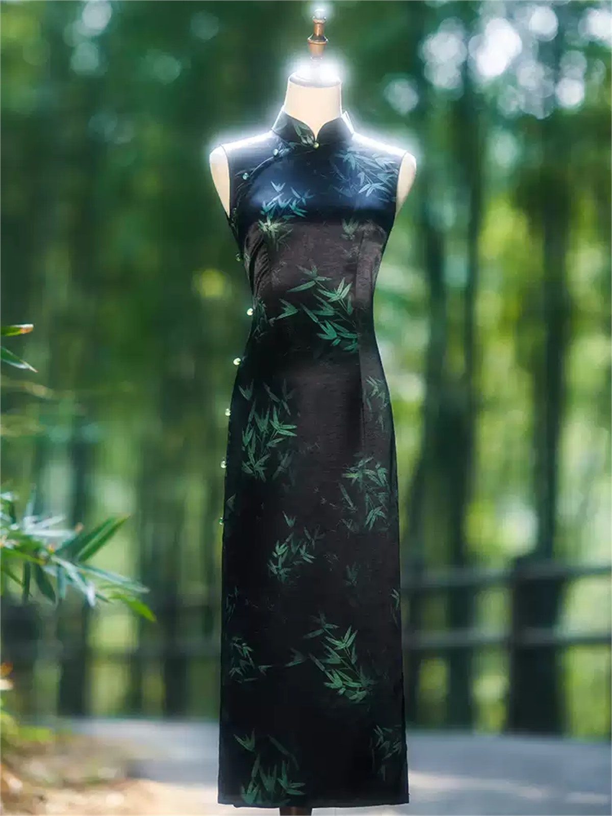 Ya Ao Bamboo Print Sleeveless Cheongsam
