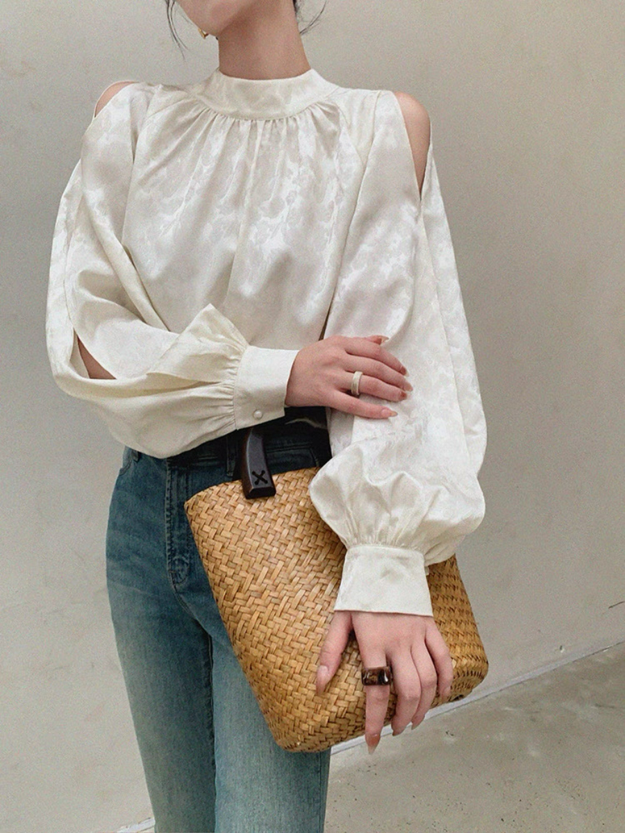 Xin Fei Cold Shoulder Oriental Top