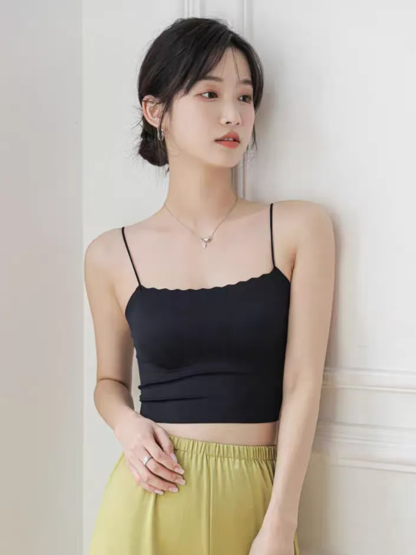Doria Seamless Wavy Padded Crop Top-The Black Bow-