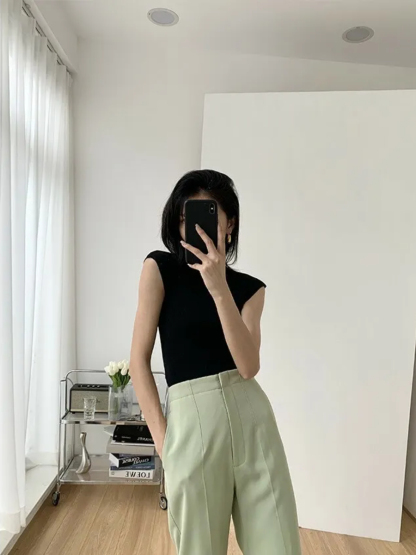 Mikeyla Cap Sleeve Knit Top-The Black Bow-