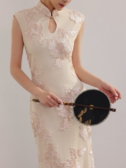Yun Xi Petal Cheongsam