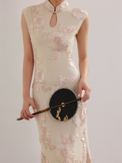 Yun Xi Petal Cheongsam