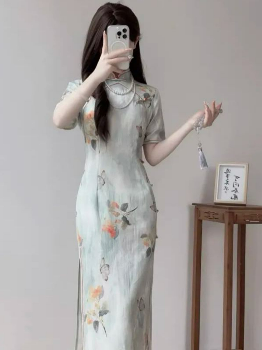 Ci Feng Mid Sleeve Floral Cheongsam