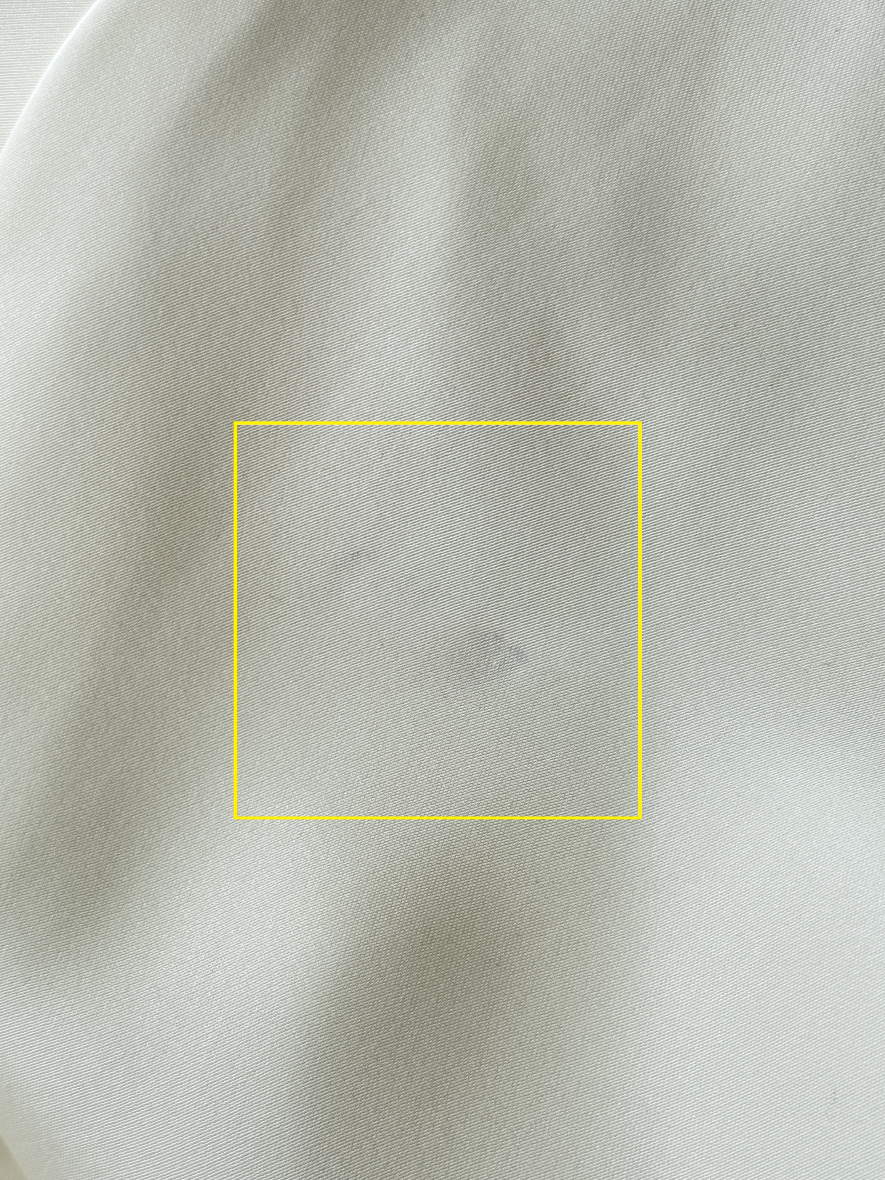 Kyera Bias Cutting Satin Maxi Skirt (Rejected-M size)