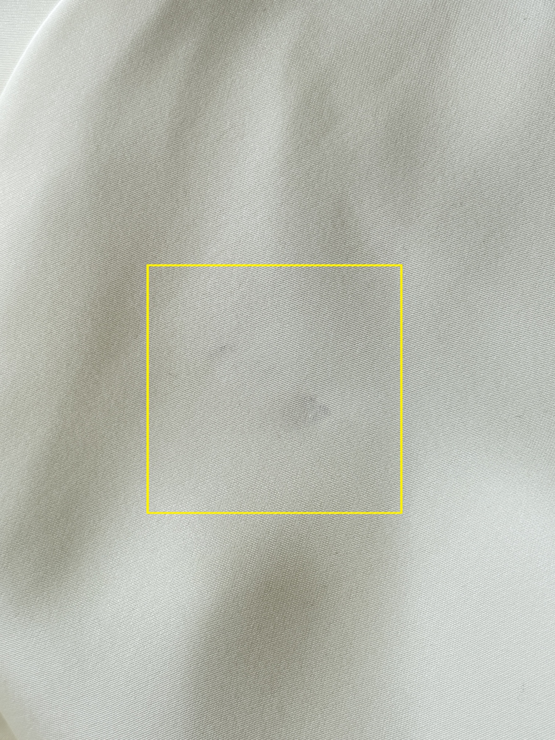 Kyera Bias Cutting Satin Maxi Skirt (Rejected-M size)