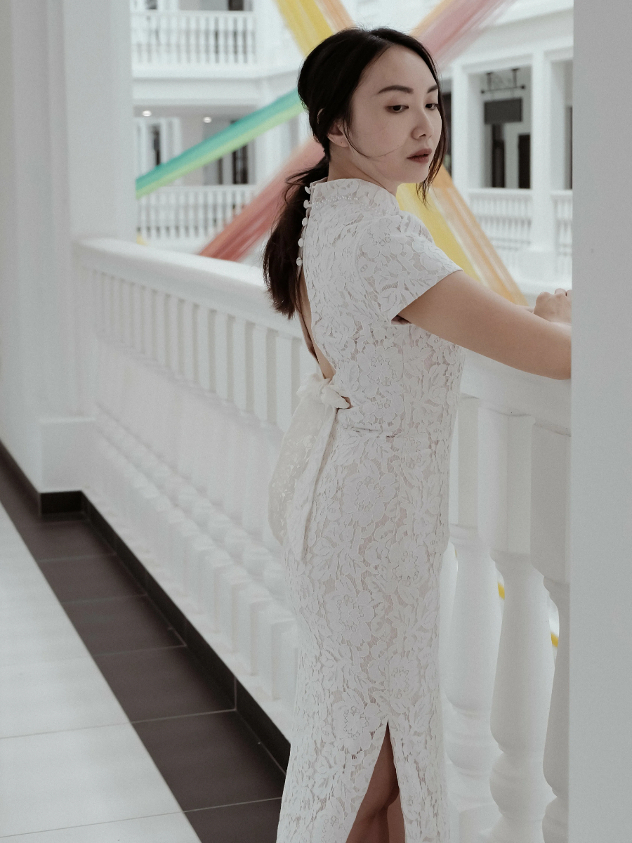 Wan Ru Bare Back Lacey Cheongsam-The Black Bow-