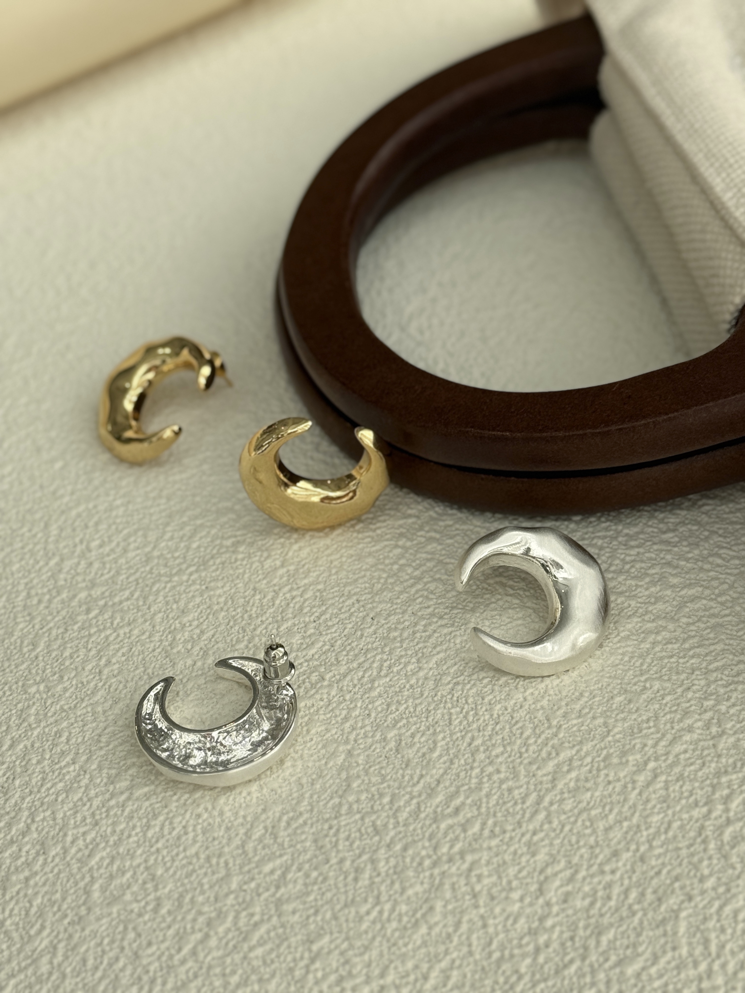 Loo-Na Moon Ear Studs