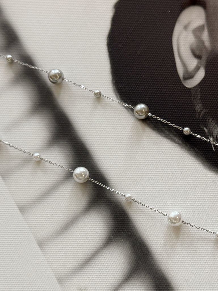Bora Staion Pearl Necklace