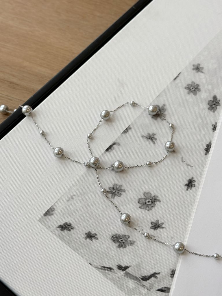 Bora Staion Pearl Necklace