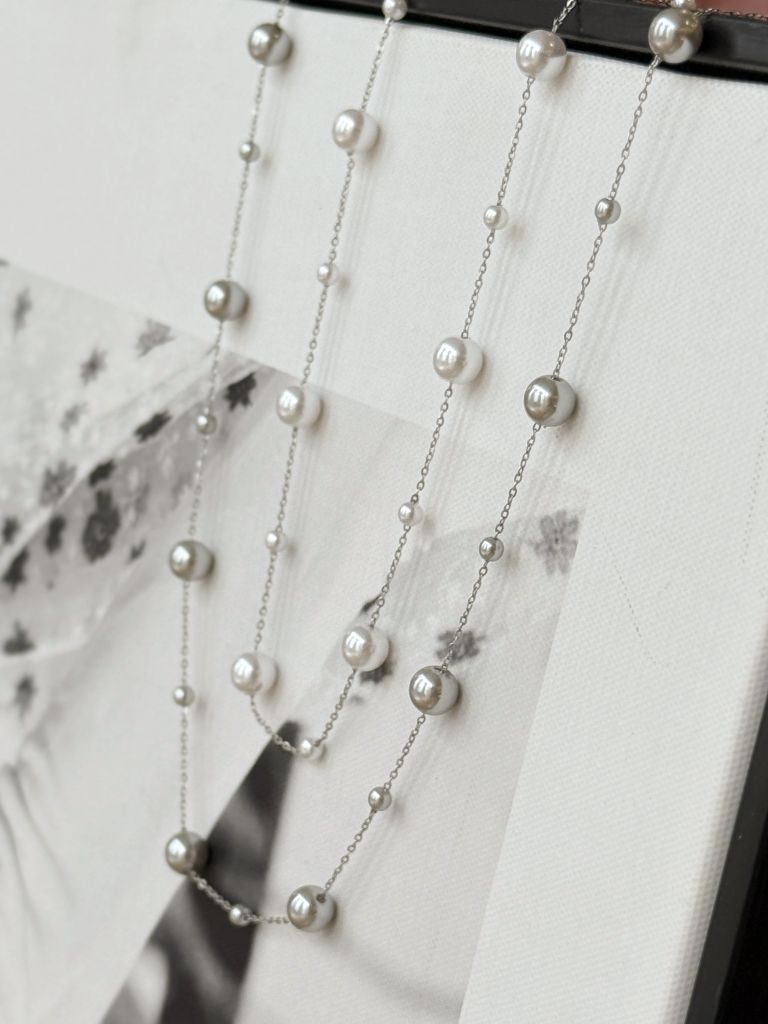 Bora Staion Pearl Necklace