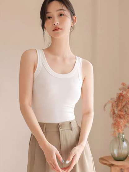 Dionne Scoop Neck Singlet-The Black Bow-