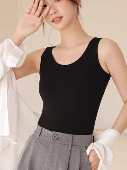 Dionne Scoop Neck Singlet-The Black Bow-