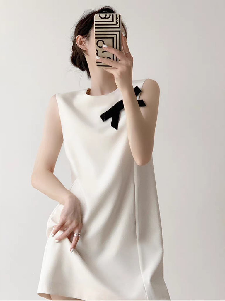 Sidney Black Bow Sleeveless Shift Dress-The Black Bow-