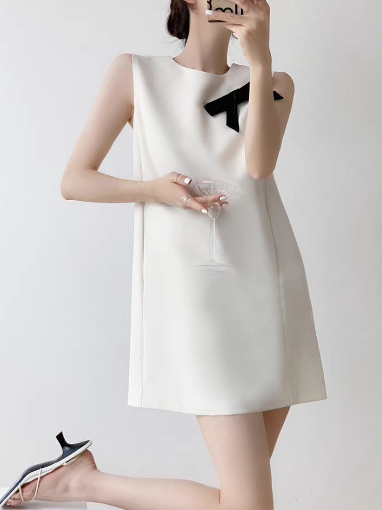 Sidney Black Bow Sleeveless Shift Dress-The Black Bow-