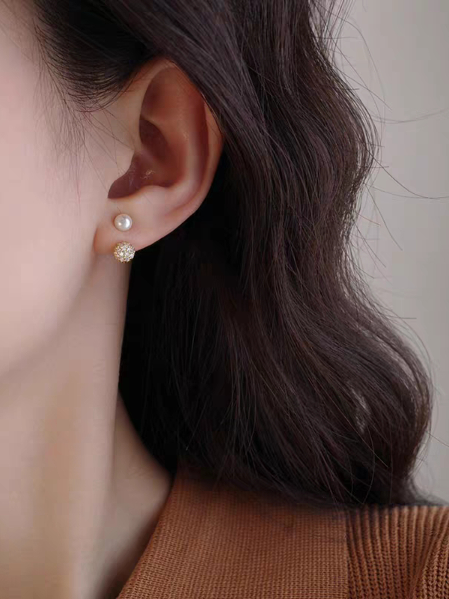 Claire Two-Way Pearl Ear Studs-The Black Bow-