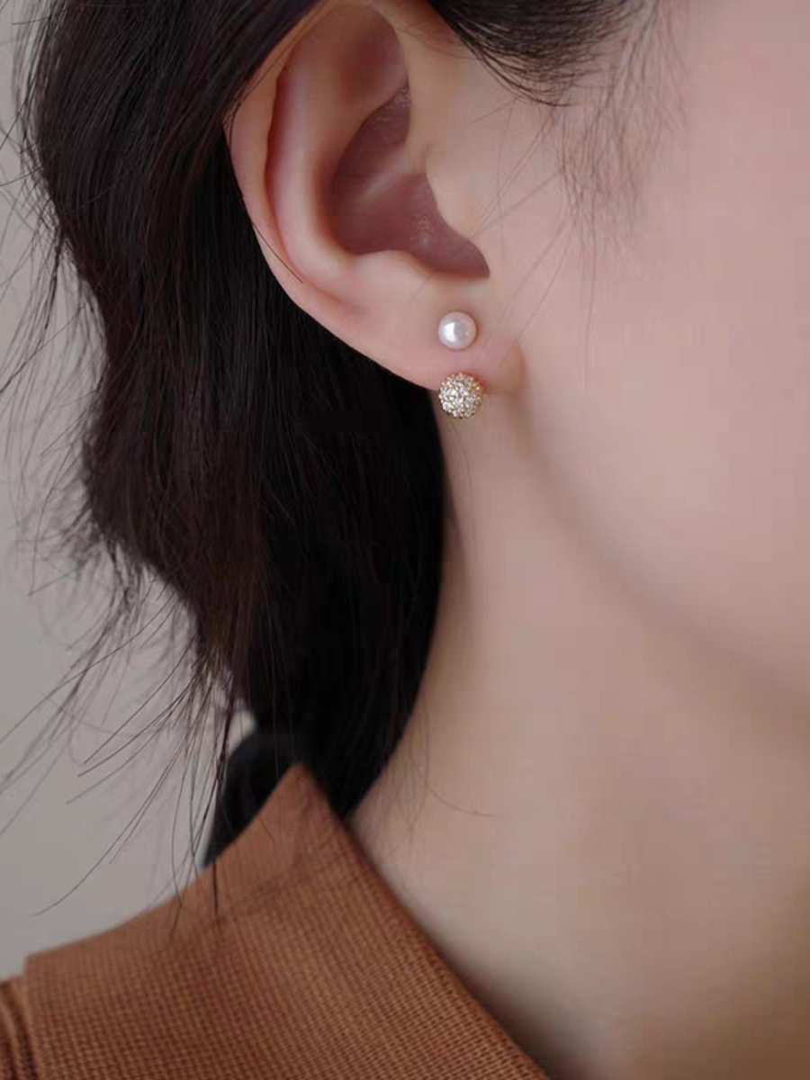 Claire Two-Way Pearl Ear Studs-The Black Bow-