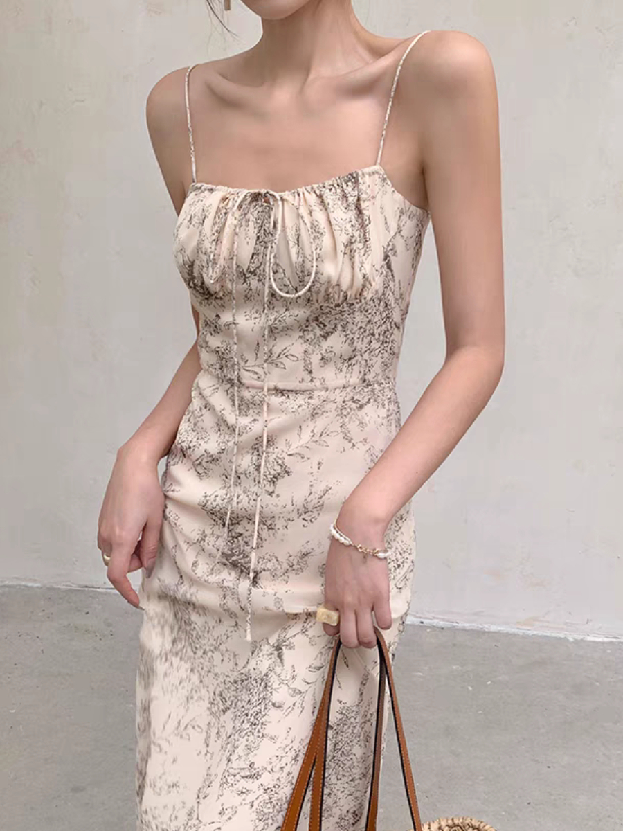Cang Er Floral Print Cami Dress-The Black Bow-