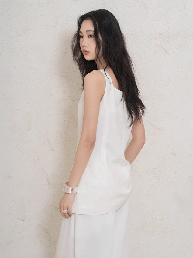 Koralie Tailored Waistcoat with Fake Pocket-The Black Bow-