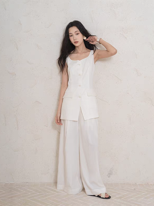 Koralie Tailored Waistcoat with Fake Pocket-The Black Bow-