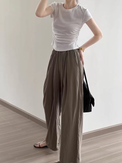 Hadya Round Neck Side Ruched Top-The Black Bow-