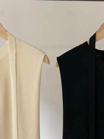 Perrine Round Neck Maxi Knit Dress (Discounted-Free size)-The Black Bow-