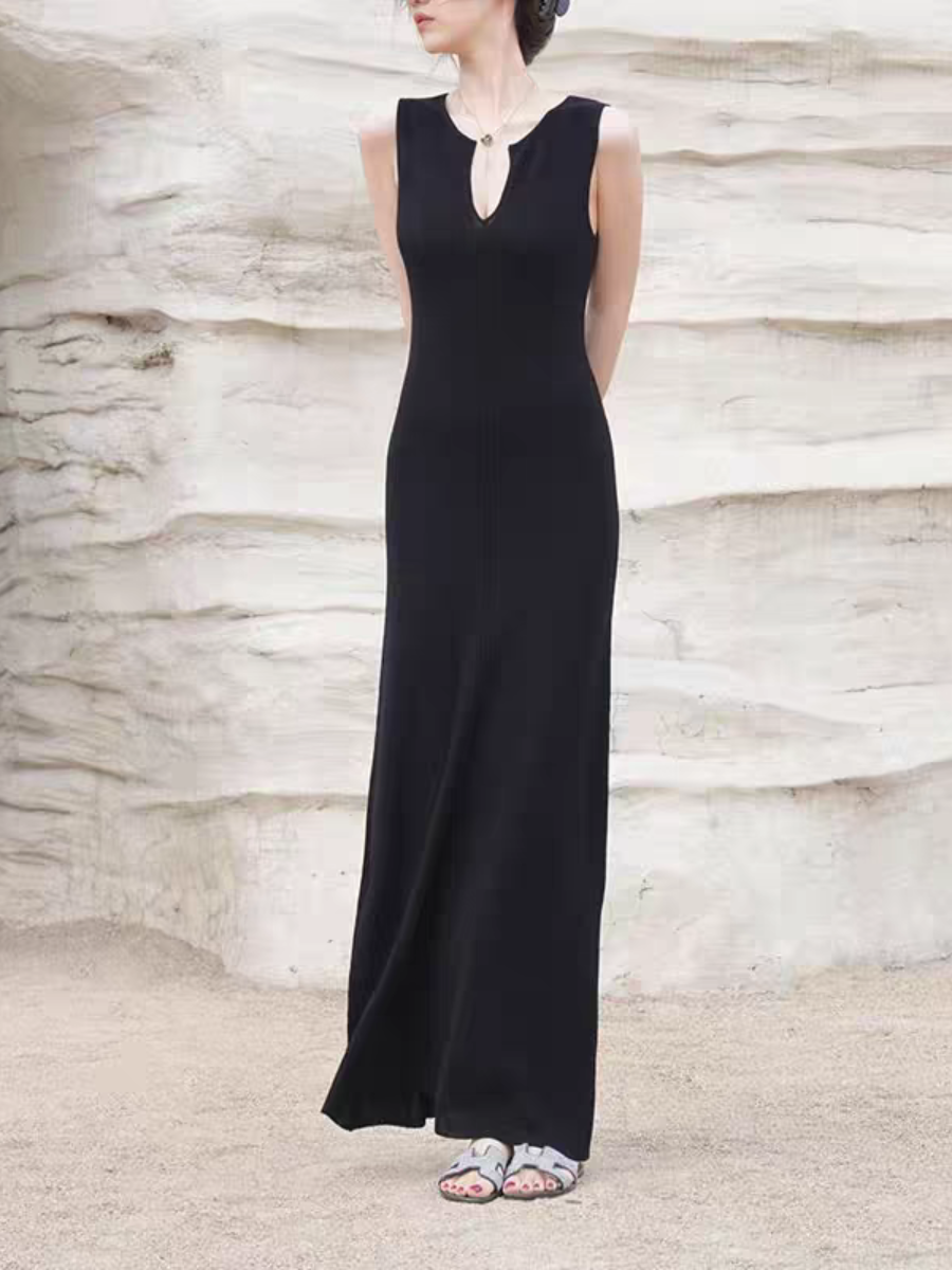 Gaspard V-Neck Maxi Dress (Discounted-Free Size)-The Black Bow-