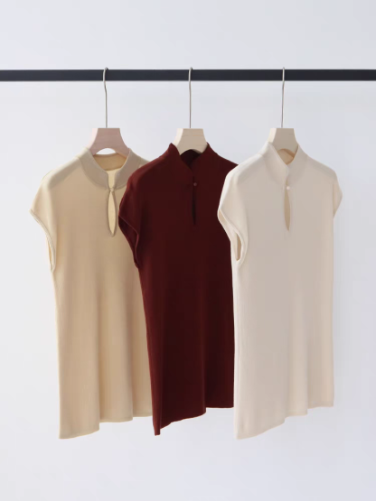 Jun Er Oriental Collar Knit Top-The Black Bow-