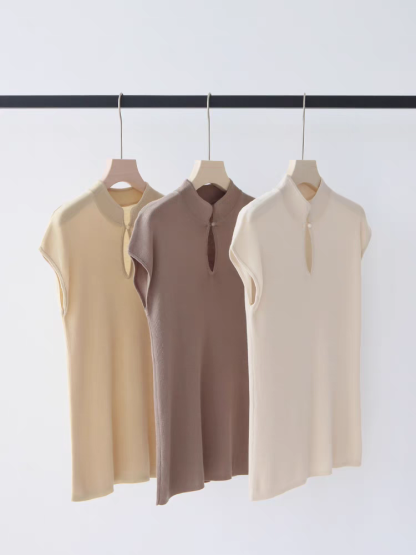 Jun Er Oriental Collar Knit Top-The Black Bow-
