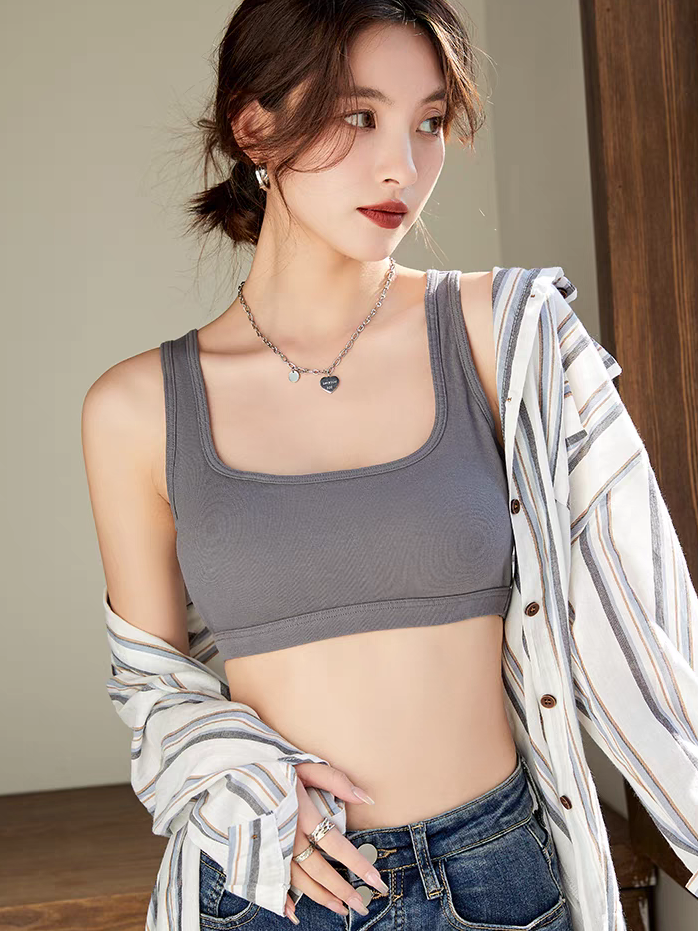 Quina V-Back Padded Bra Top