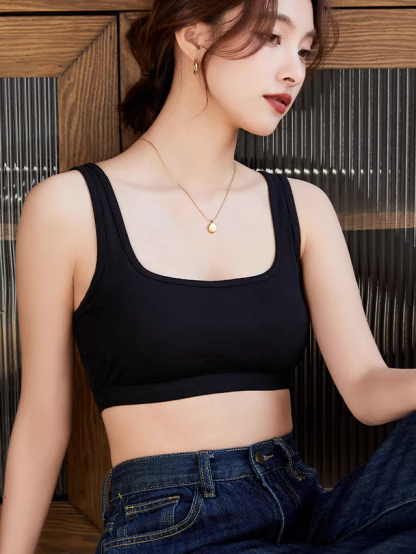 Quina V-Back Padded Bra Top