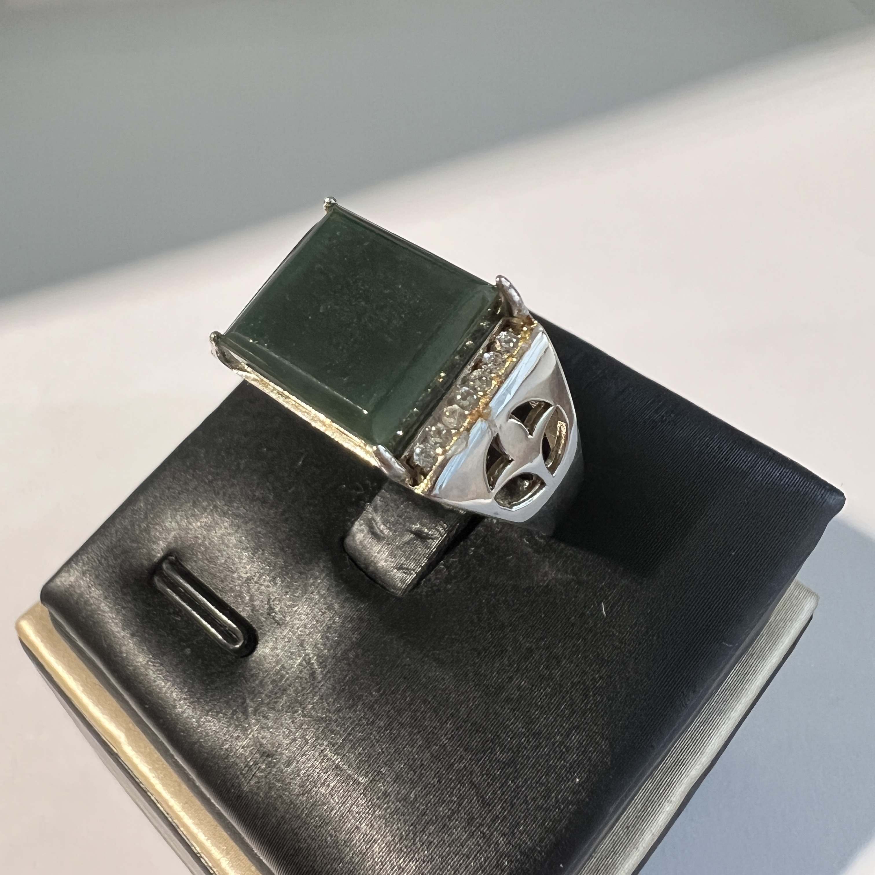 老藍水馬鞍男戒指