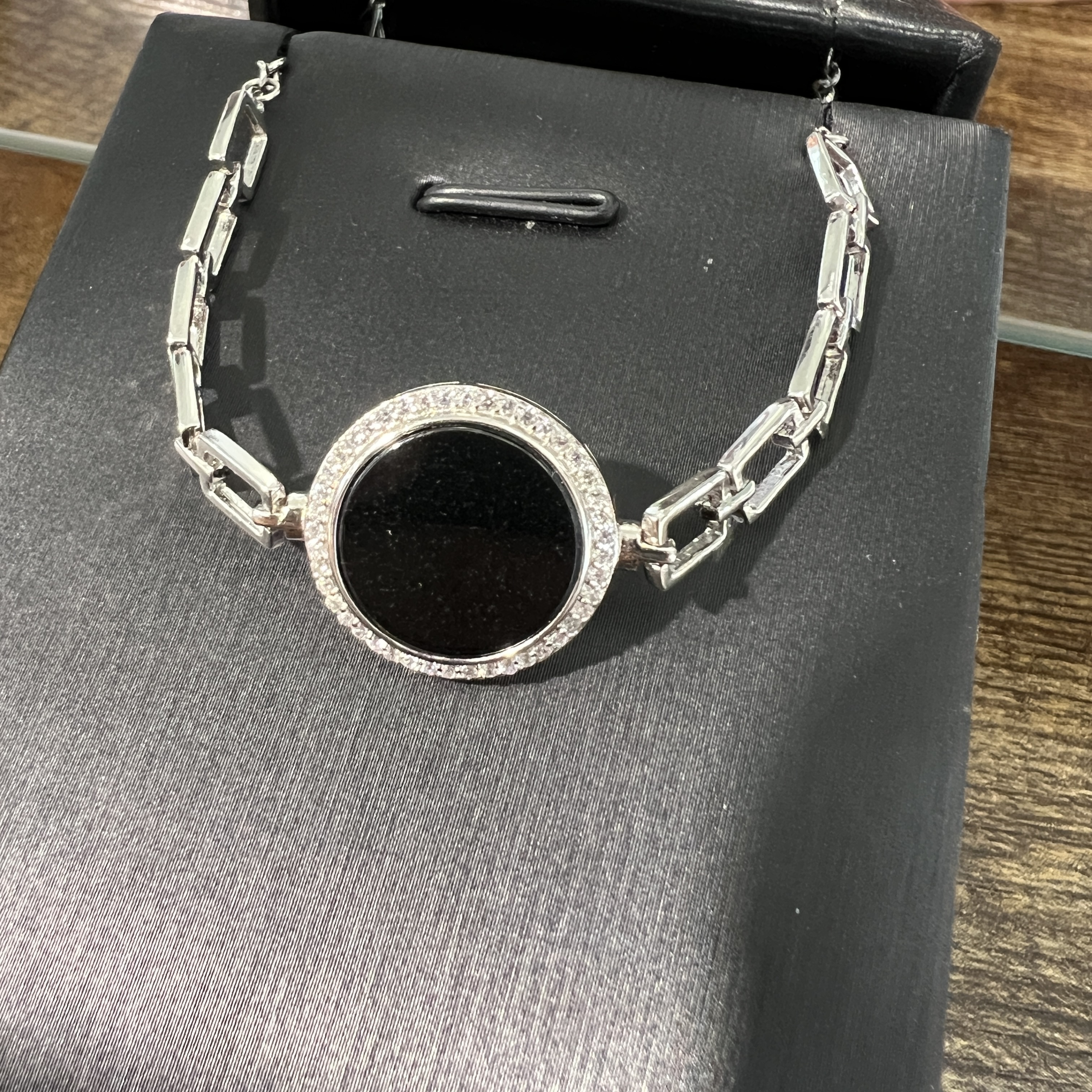 圓無事牌墨玉手鍊